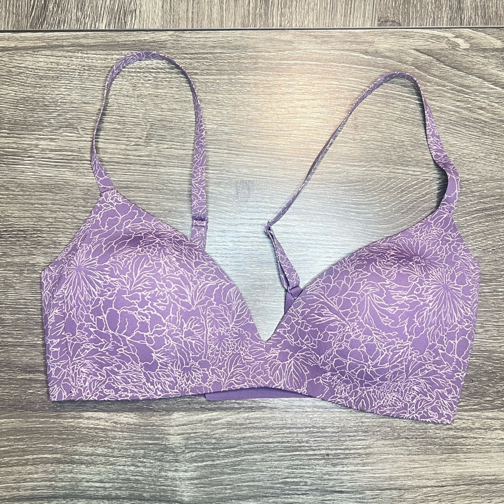 Lululemon bra 32c padded purple flower print Sport active light
